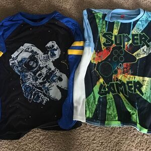 Set of two pajama tops size 10/12 large super gamer and astronaut